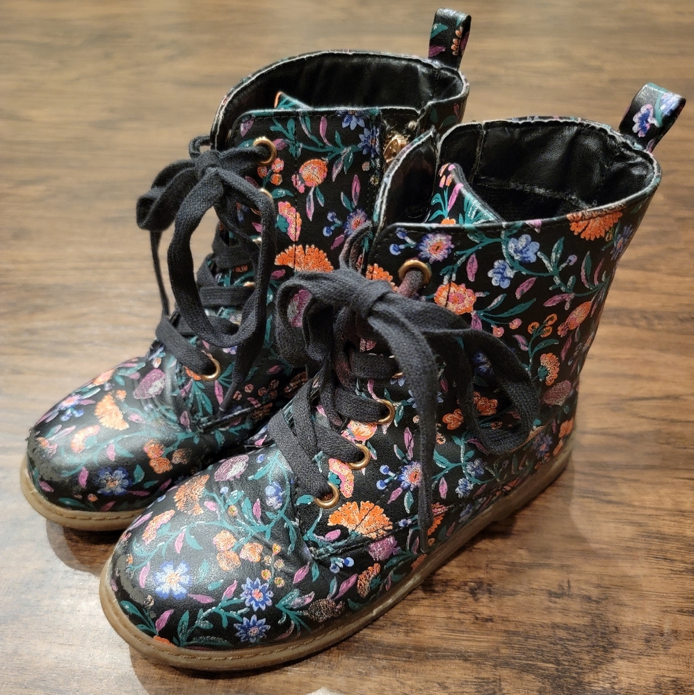 Girls floral boots